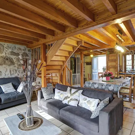 Holiday home Chaleureux 3 Ch, Jardin, Animaux Admis, Garage, Wifi - Fr-1-496-5 *